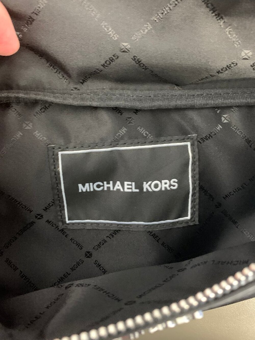 Michael Kors Men's Logo Crossbody Belt Hip Bag Fanny Pack, Black - Picture 8 of 9